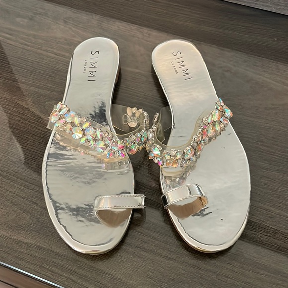 Simmi sandals - Picture 1 of 5